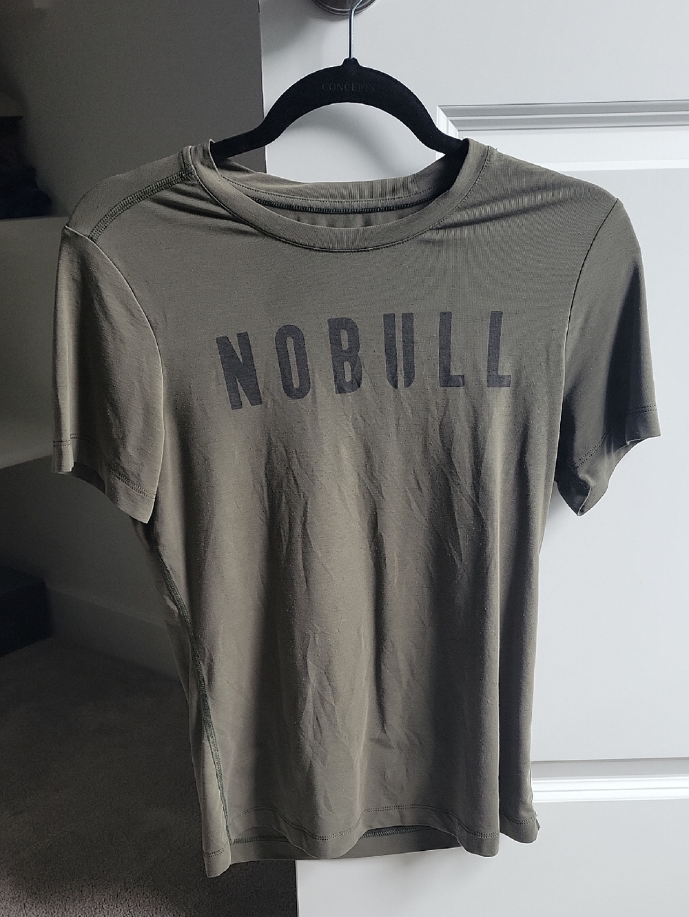 NOBULL Olive Green Logo Short Sleeve Tee - Women's